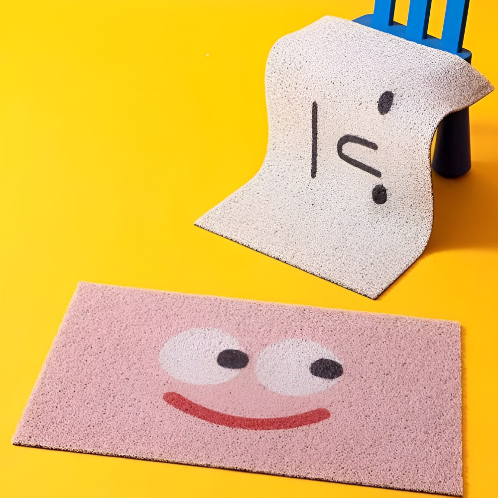Smiley Doormat – Non-Slip PVC with Quick-Drying Surface