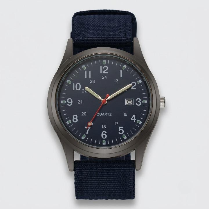Military watch with nylon strap – Water-resistant, shock-resistant, and luminous hands